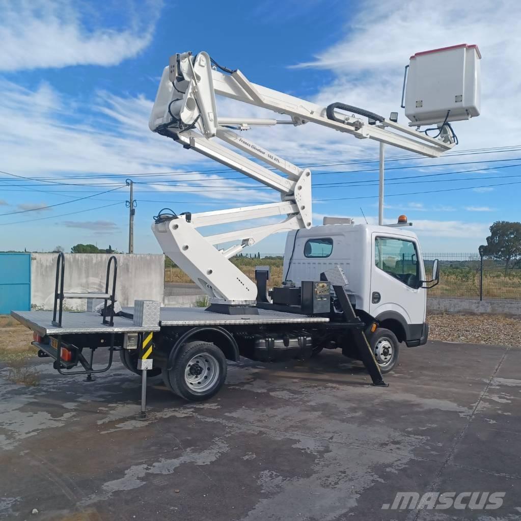 Nissan CABSTAR 35.11 Bilmontert lift