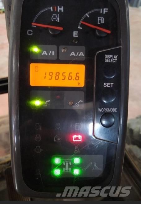 Hitachi ZX 210 W Hjulgravere