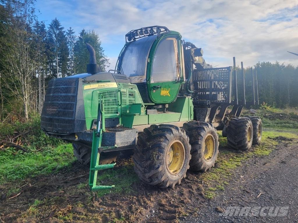 John Deere 1210 G Lassbærere