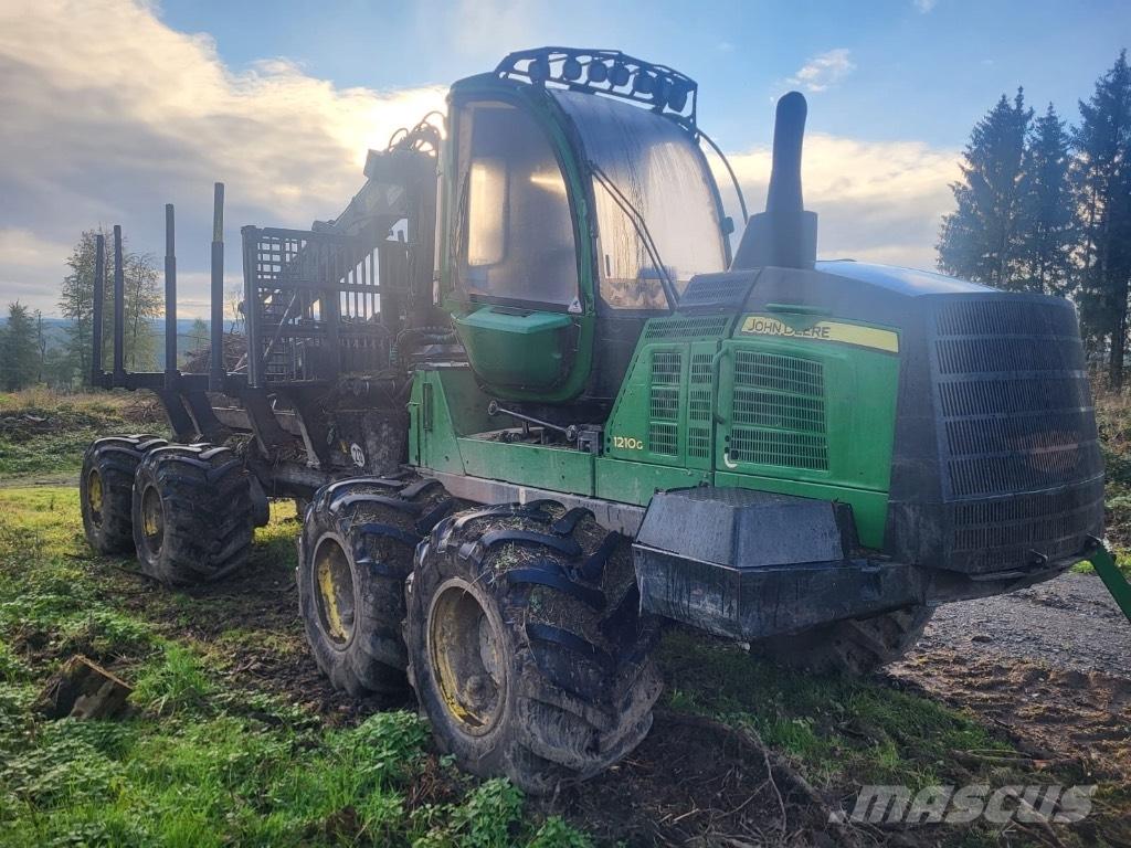 John Deere 1210 G Lassbærere
