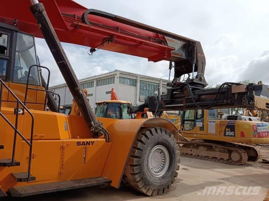 Sany SRSC 45 C30 Reachstackere