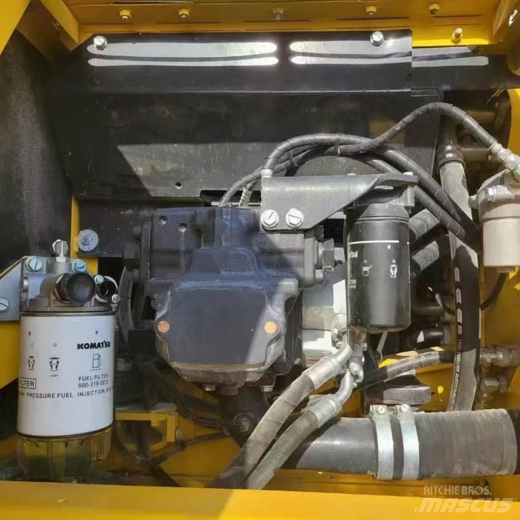 Komatsu 240LC-8 Beltegraver