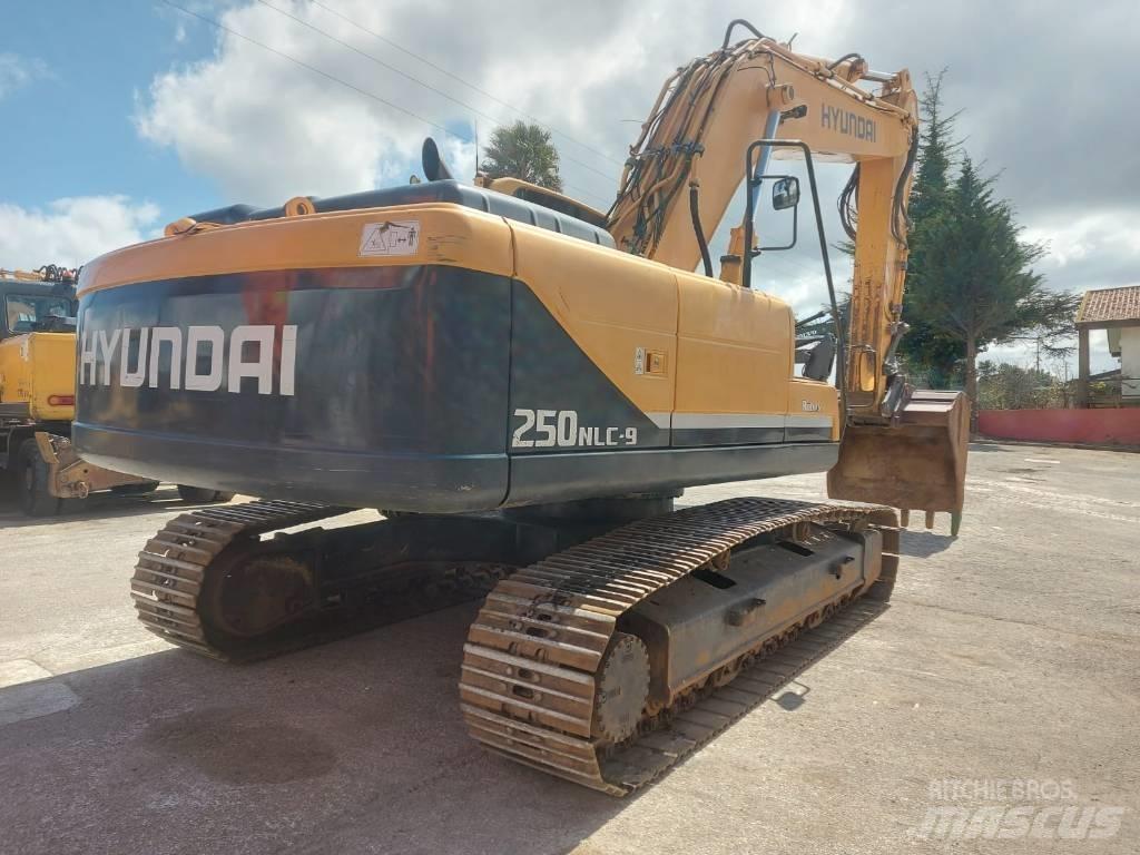 Hyundai R 250 -9 Beltegraver