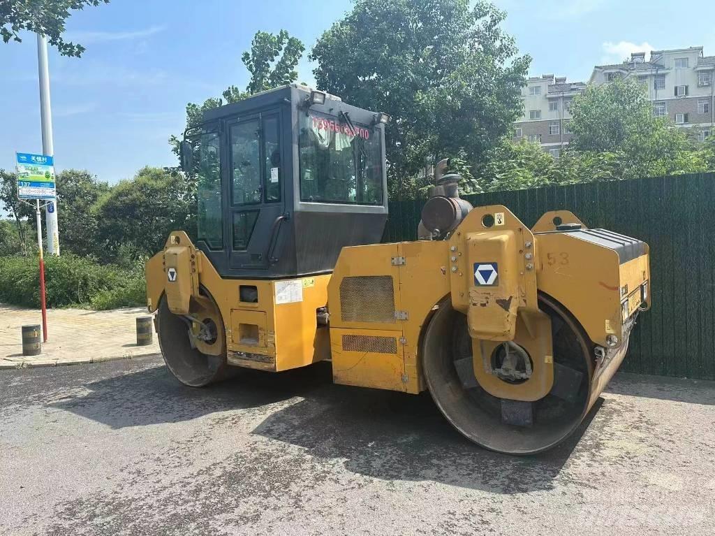 XCMG XD 82 Hjullaster til komprimering