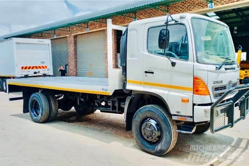 Hino 500 1322 4x4 Andre lastebiler
