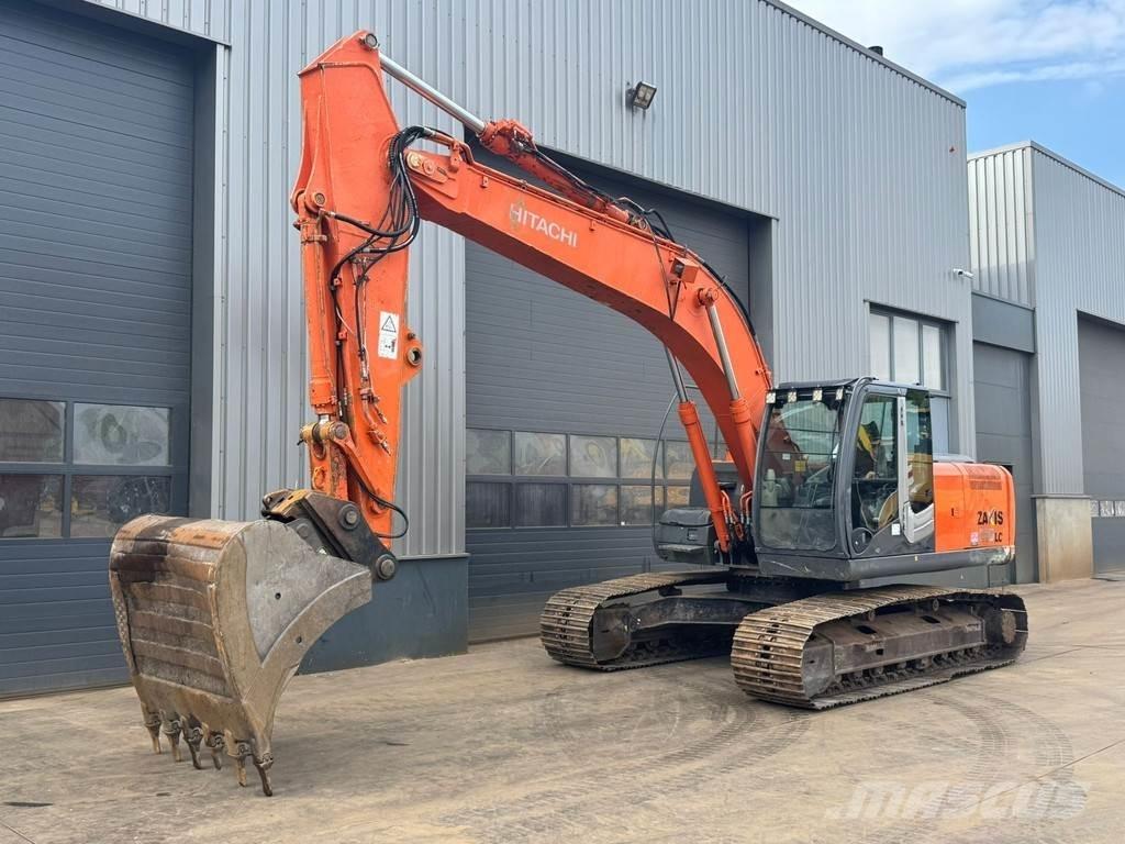 Hitachi ZX210LC-3 Beltegraver