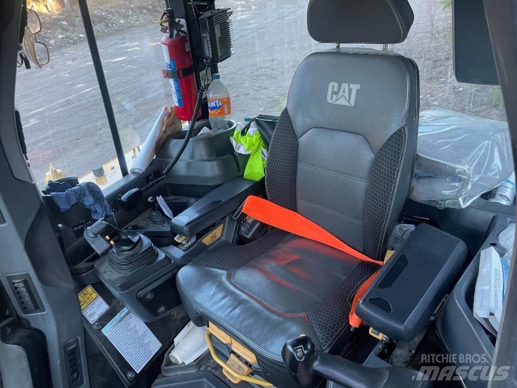 CAT D 6 XE LGP Dozere Beltegående