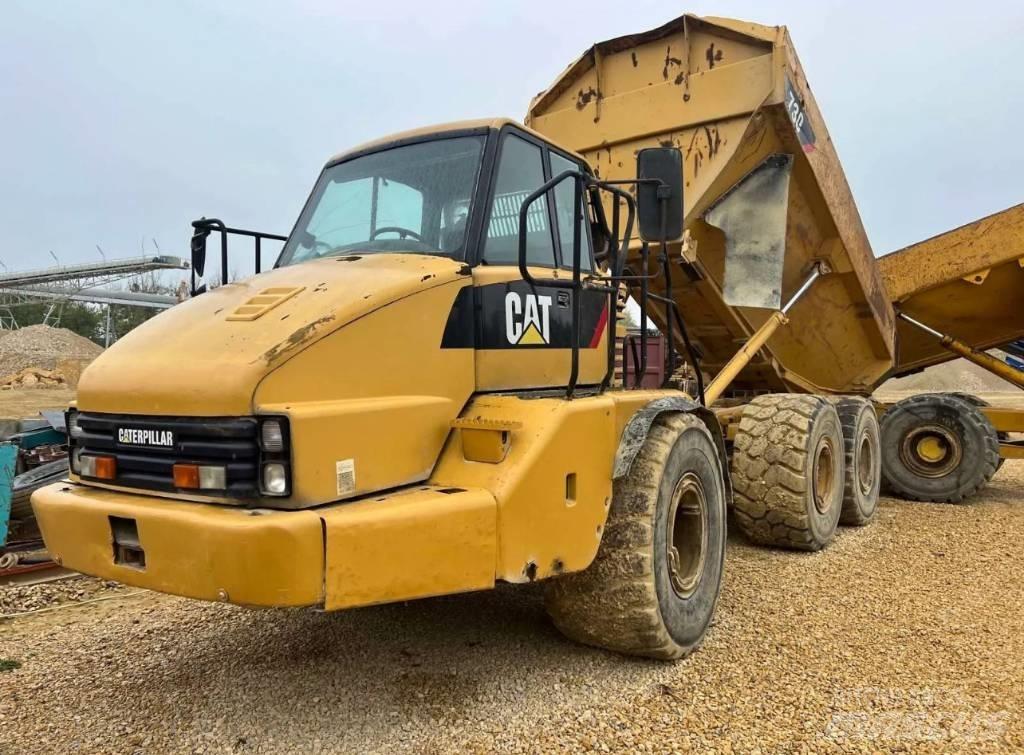 CAT 730 Rammestyrte Dumpere