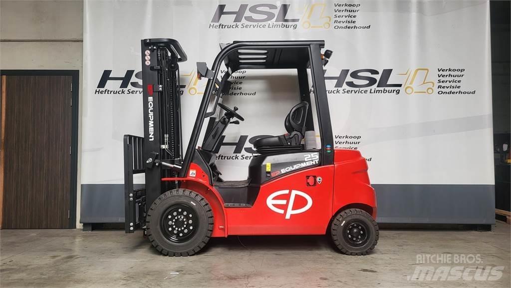  EFL303-B Elektriske trucker