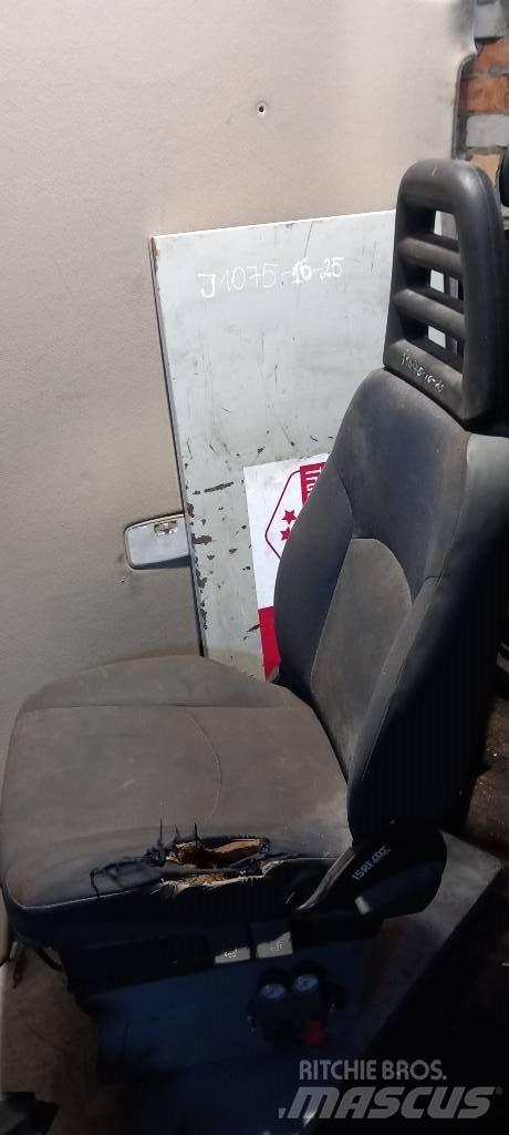 Iveco Daily.     3802247 Førerhus og Interiør