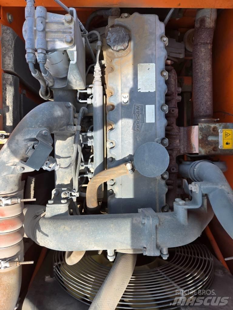 Doosan DX 220 LCA Beltegraver