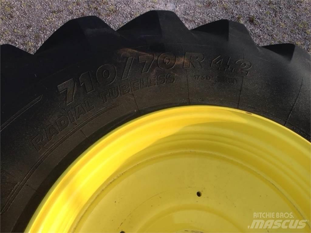 Michelin 710/70R42 Dekk, hjul og felger