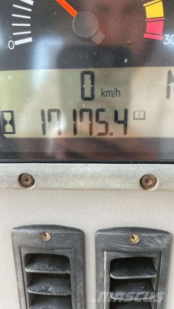 CAT 160 M Veihøvler