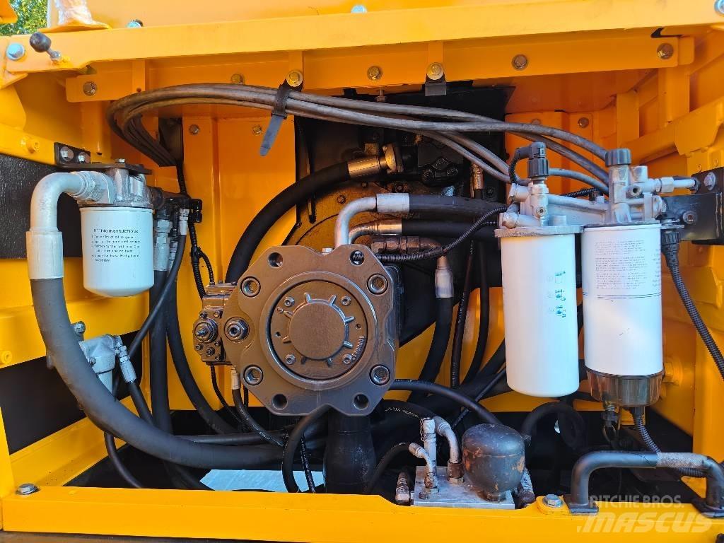 Volvo EC 380 D L Beltegraver