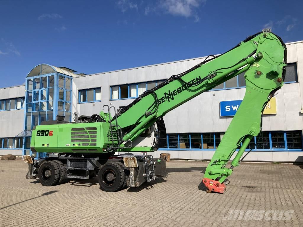 Sennebogen 830 M Gravemaskiner for avfallshåndtering