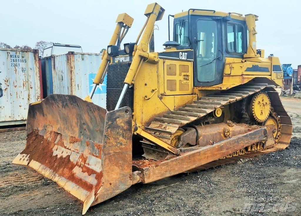CAT D 6 R II Dozere Beltegående