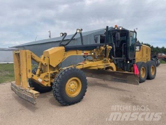 CAT 140 M 2 Veihøvler