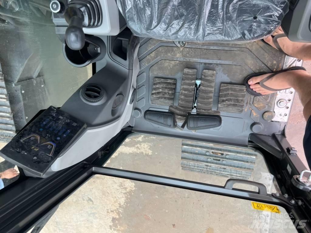 XCMG XE200GH Beltegraver