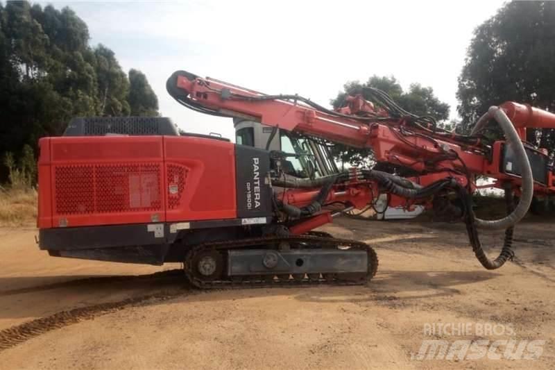 Sandvik DP1500i Borerigger