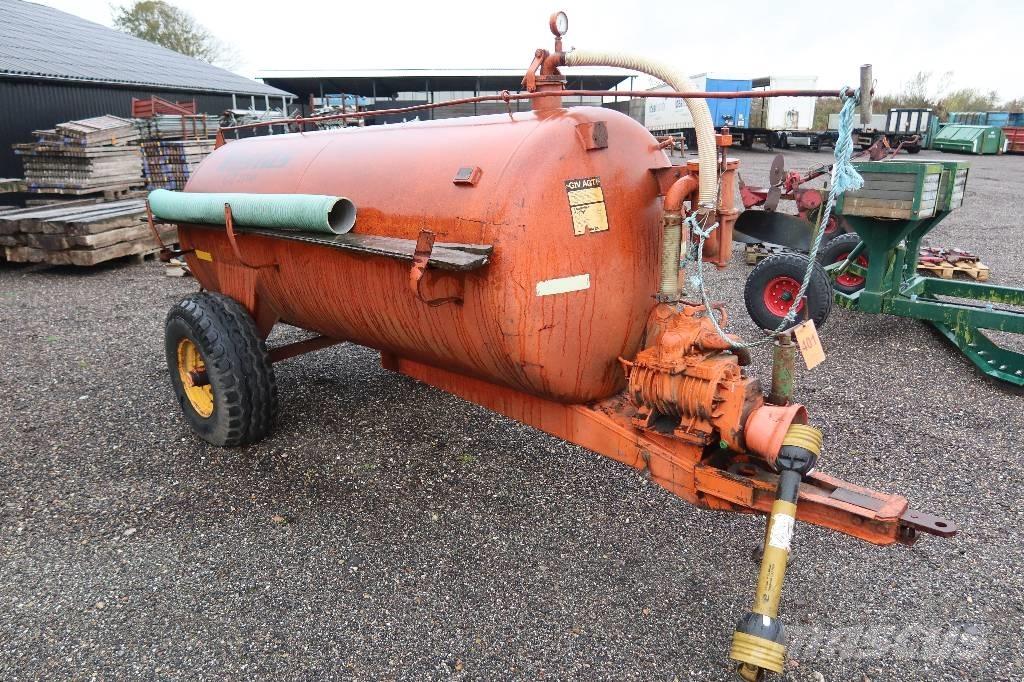 Vestas GT 2700 Slamtanker