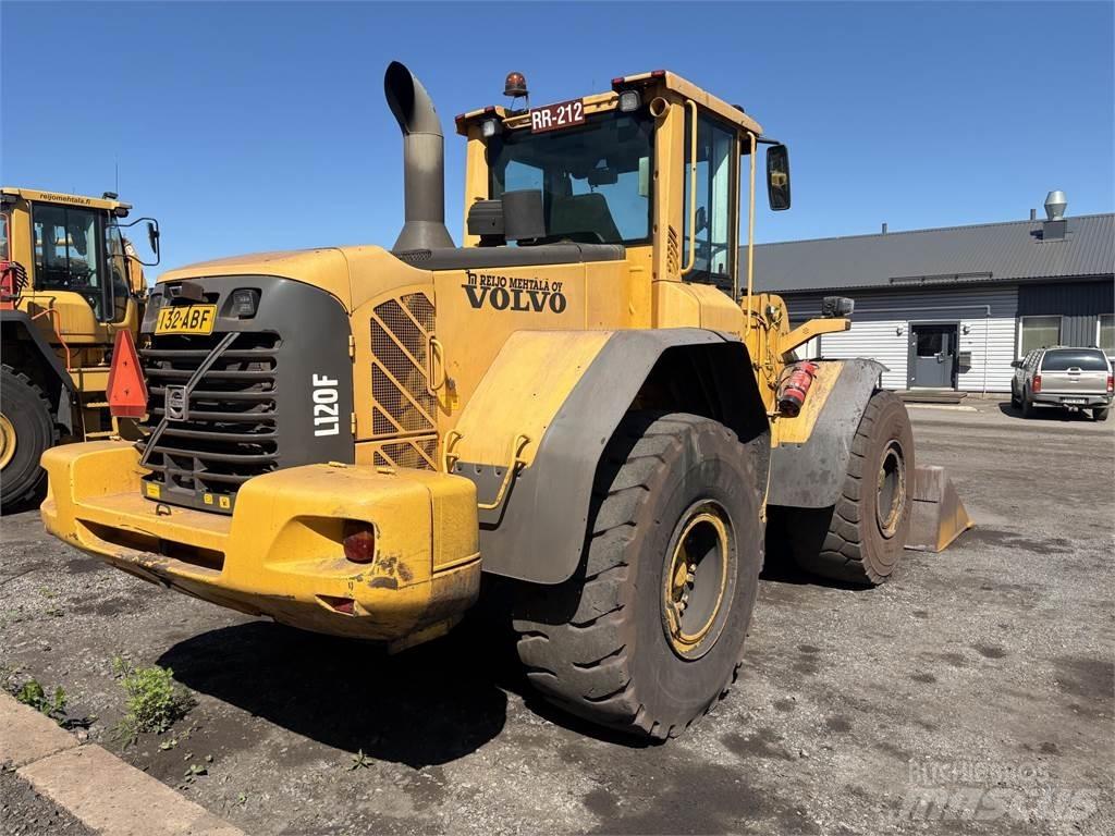 Volvo L120F Hjullastere