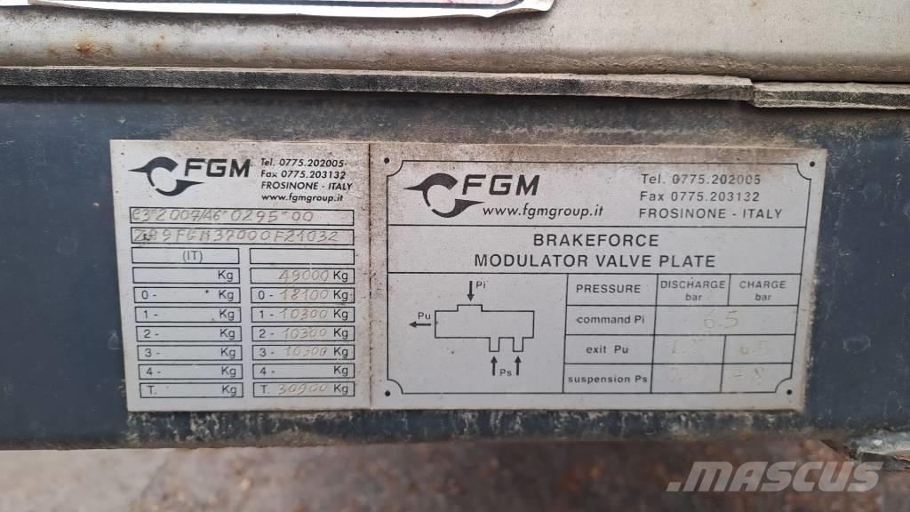 FGM FGM37 Brønnhenger semi