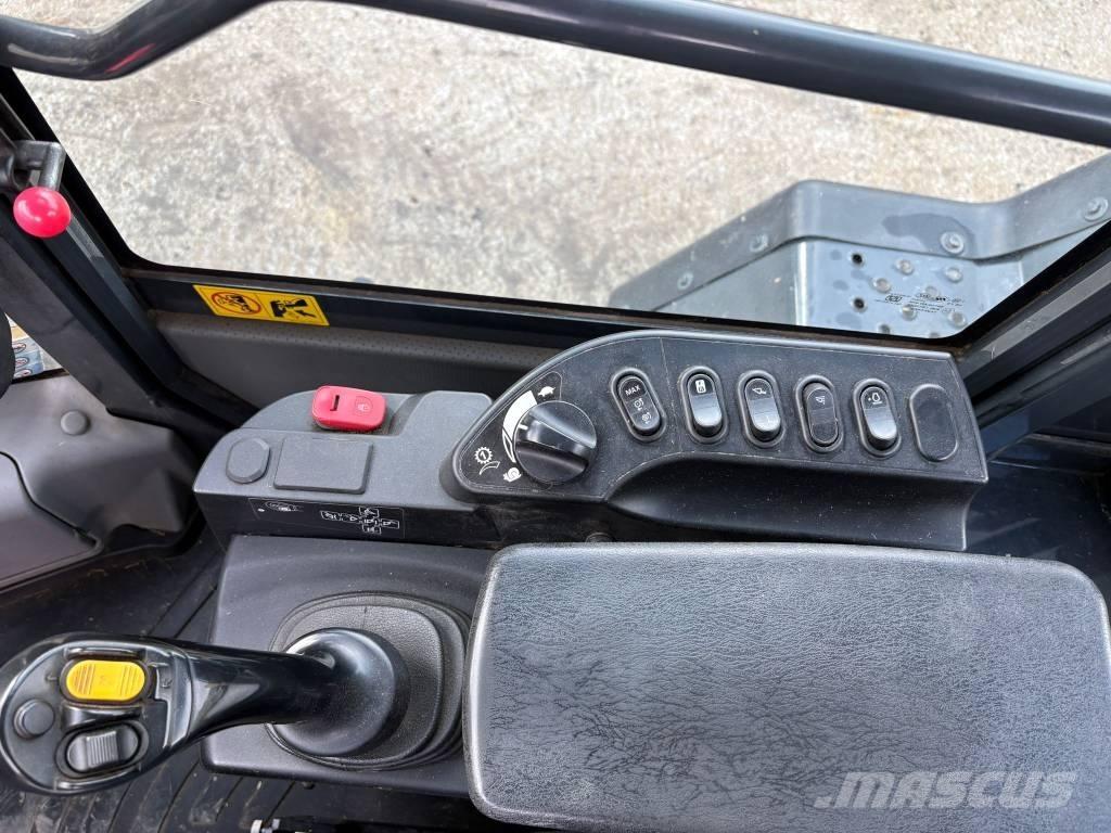 Komatsu WA320-8 Hjullastere