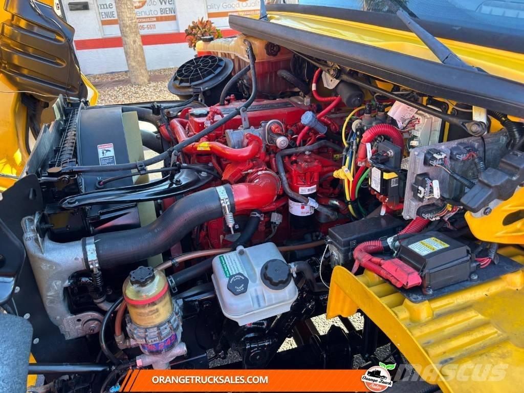 Freightliner M2 Skapbiler