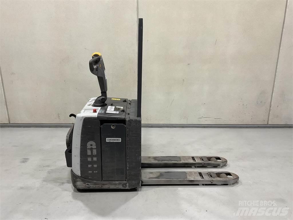 Atlet PMR200P Lavtløftende truck med platform
