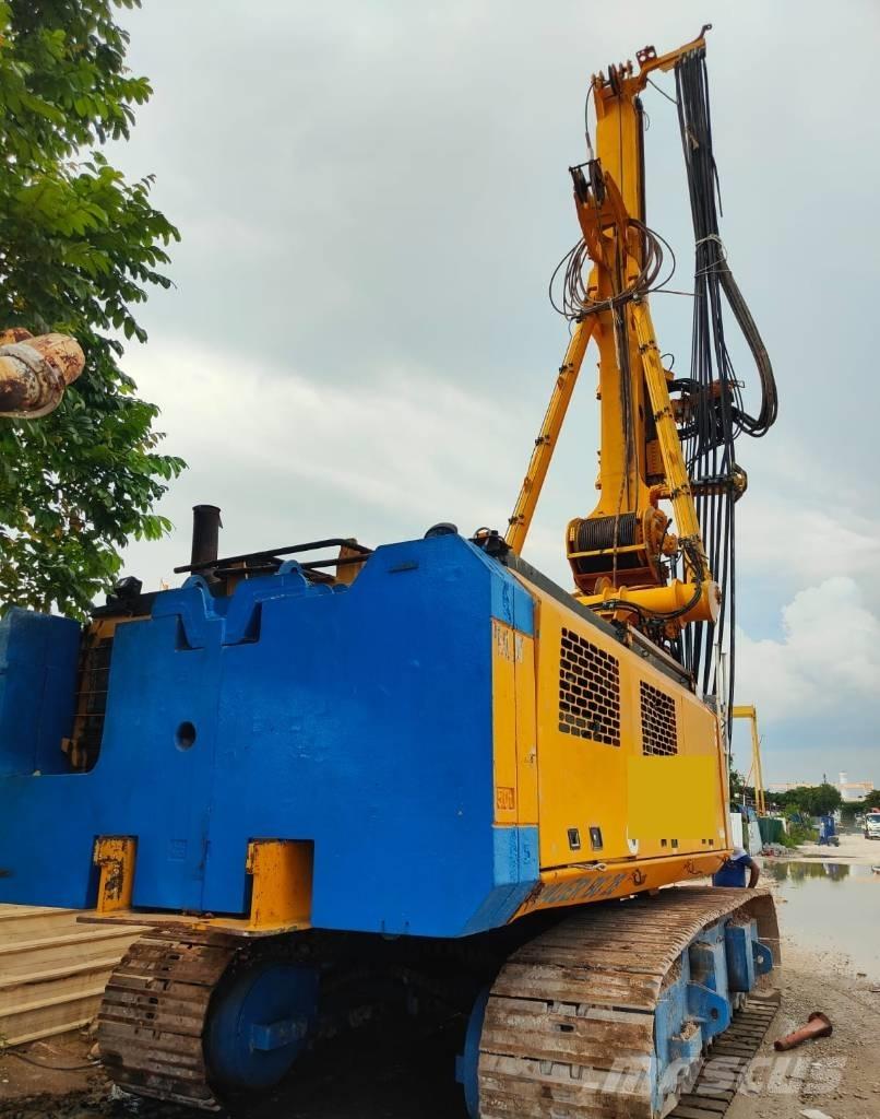 Bauer BG 28 Store borerigger