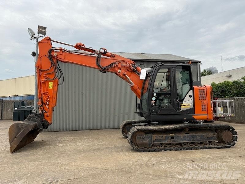 Hitachi ZX 135 US-6 Beltegraver