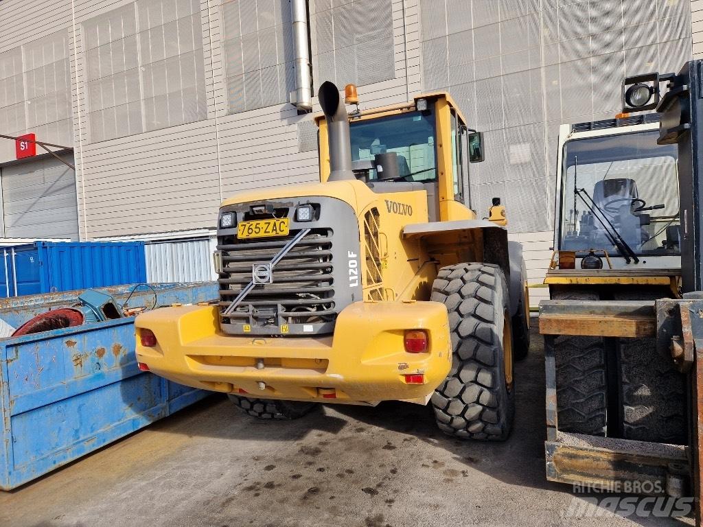 Volvo L 120 F Hjullastere