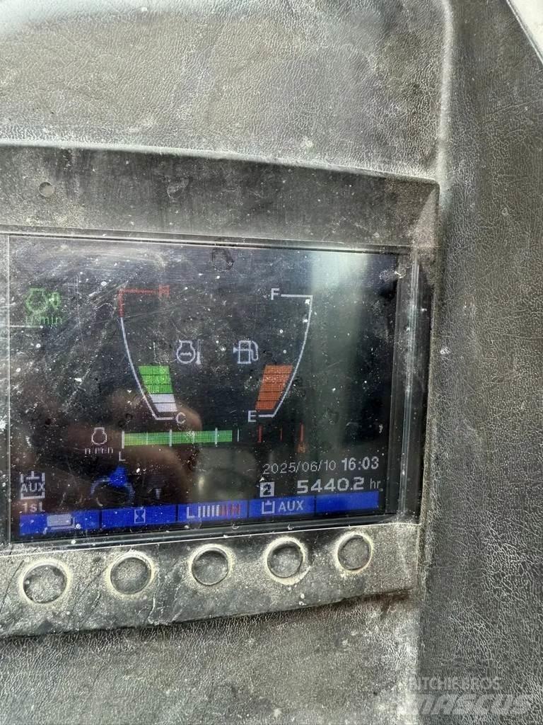 Takeuchi TB230 Minigravere <7t