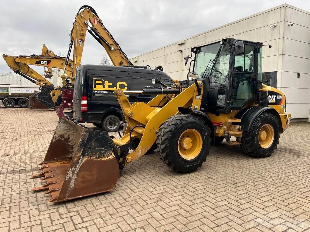 CAT 908M Hjullastere