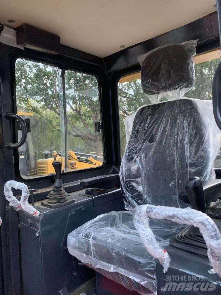 CAT D 5 K Dozere Beltegående