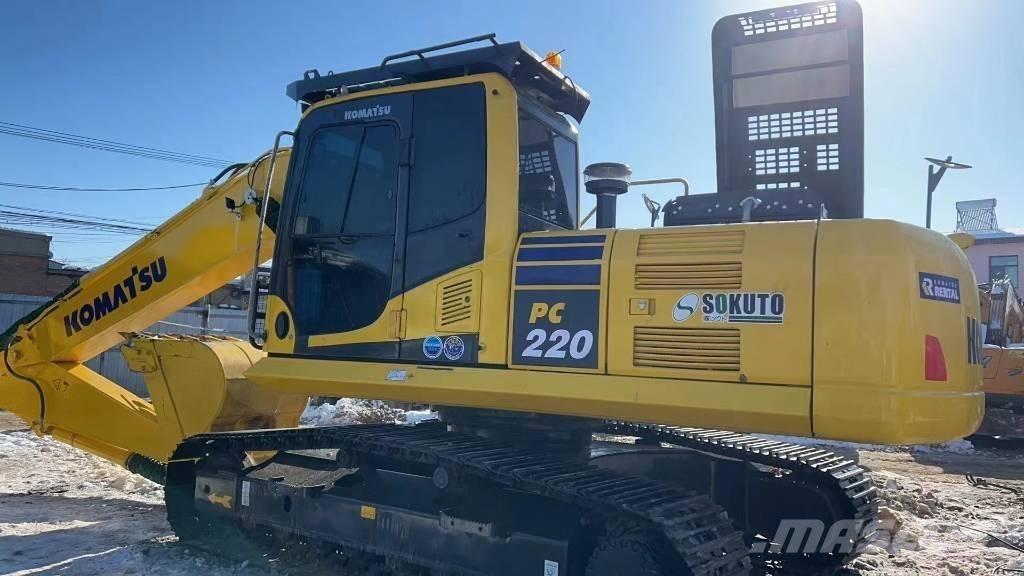 Komatsu PC 220-8 Beltegraver