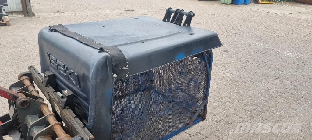 Iseki SXG Sitteklippere