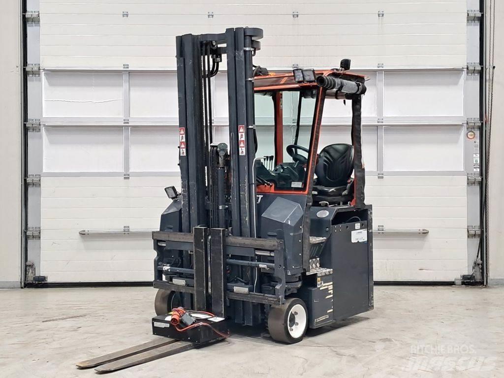Combilift CBE2500 Sidelaster