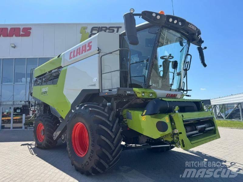 CLAAS LEXION 8600 Skurtreskere