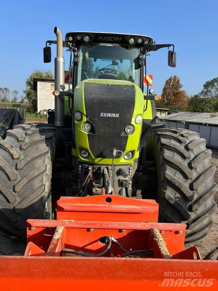 CLAAS Axion 930 Traktorer