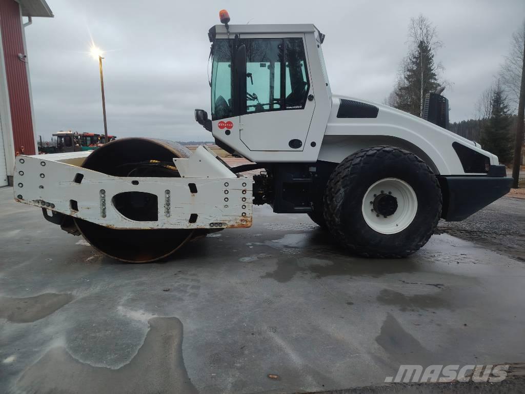 Bomag BW 216 D-4i Valsetog