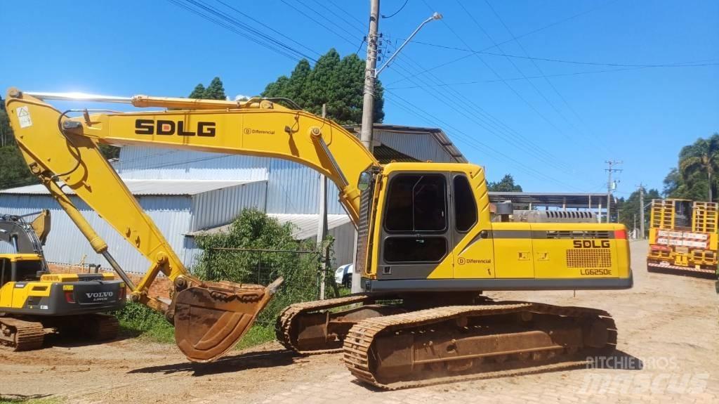 SDLG LG 6250 E Beltegraver
