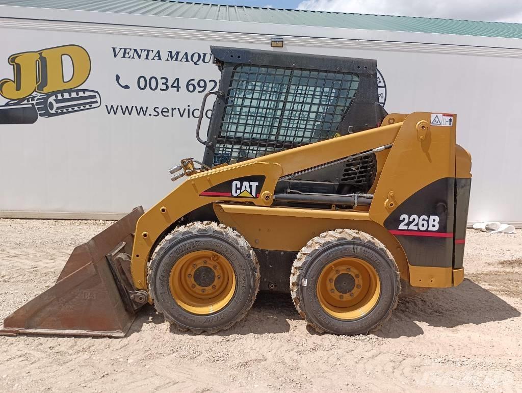 CAT 226 B Kompaktlastere