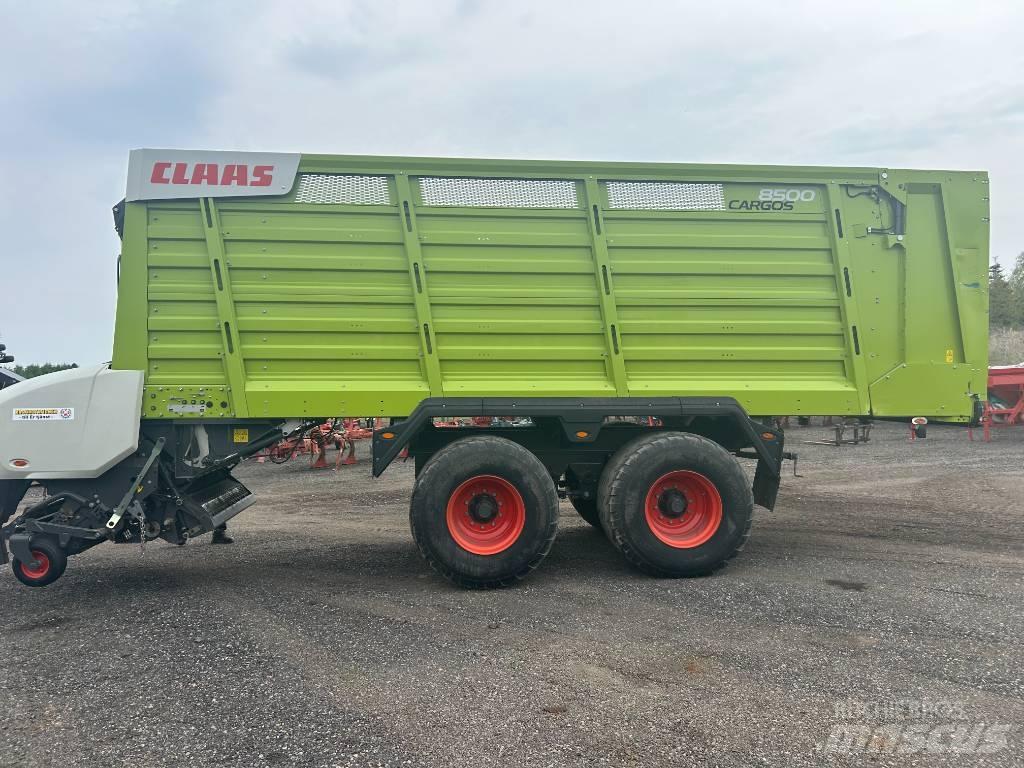 CLAAS Cargos 8500 Selvlastende vogner