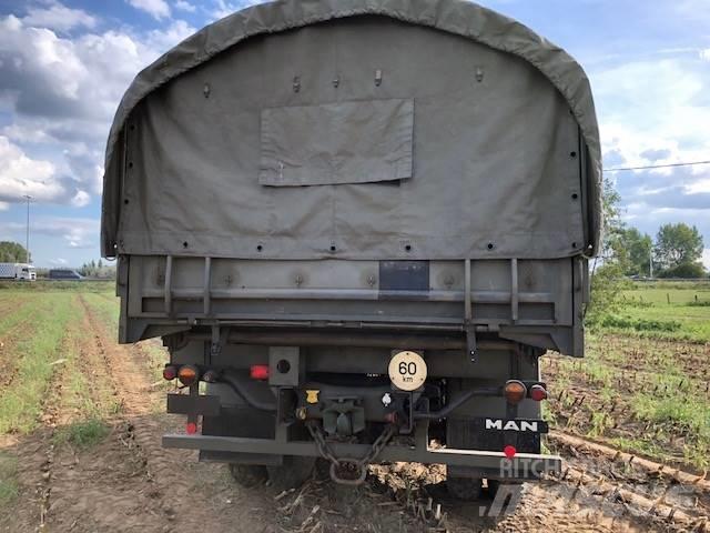 MAN 11-136 4T 4x4 Skapbiler