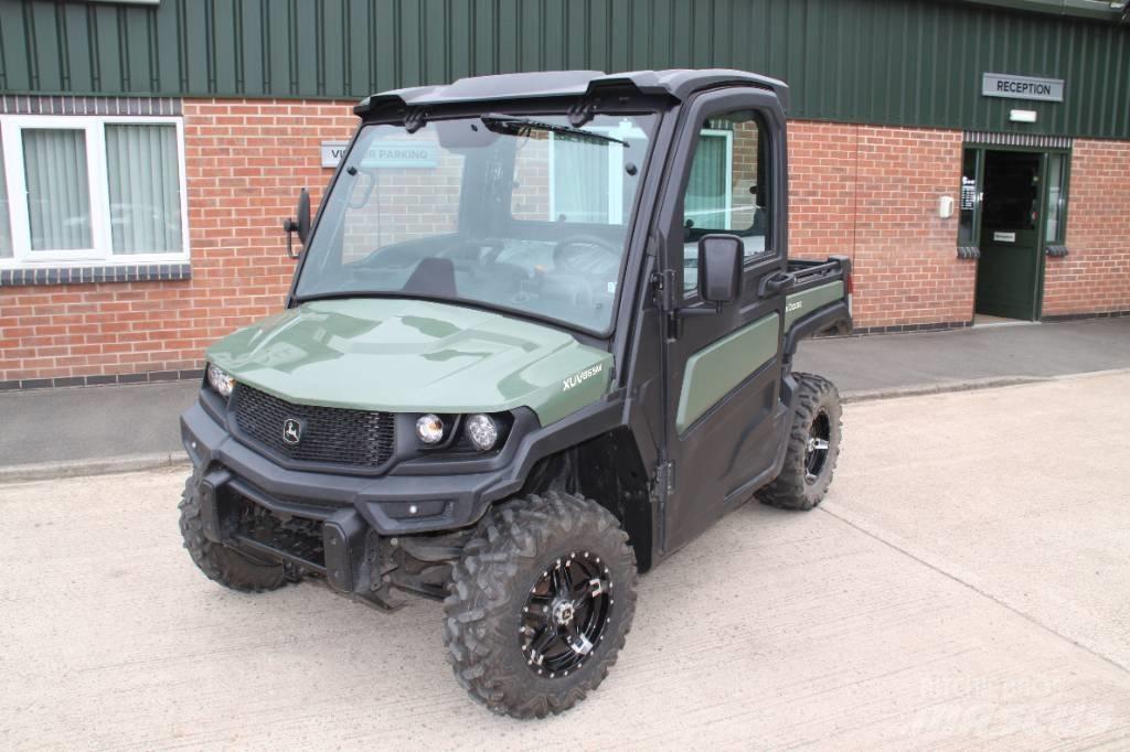 John Deere XUV865M Redskapsbærere