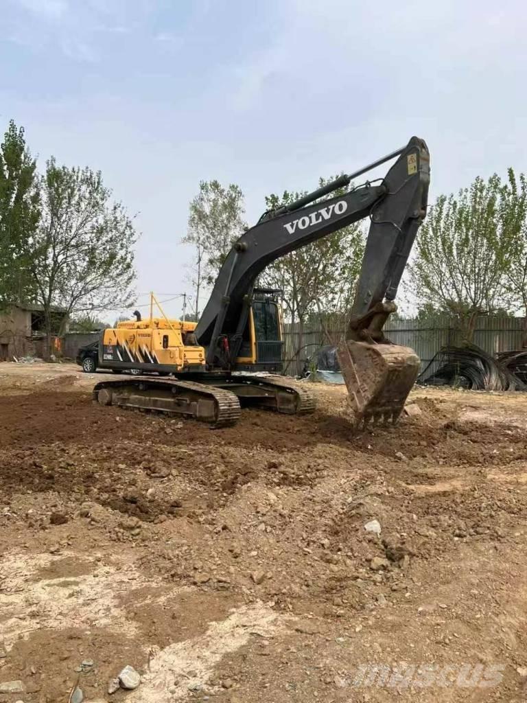 Volvo ec240d Beltegraver