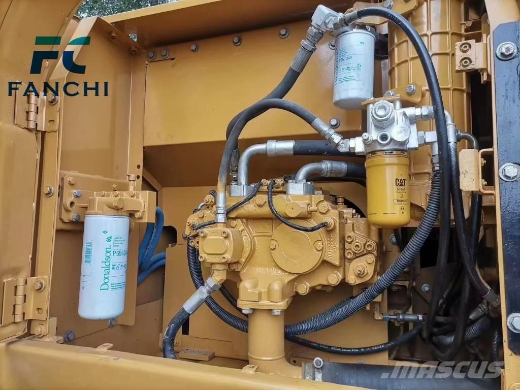 CAT 320 D Beltegraver