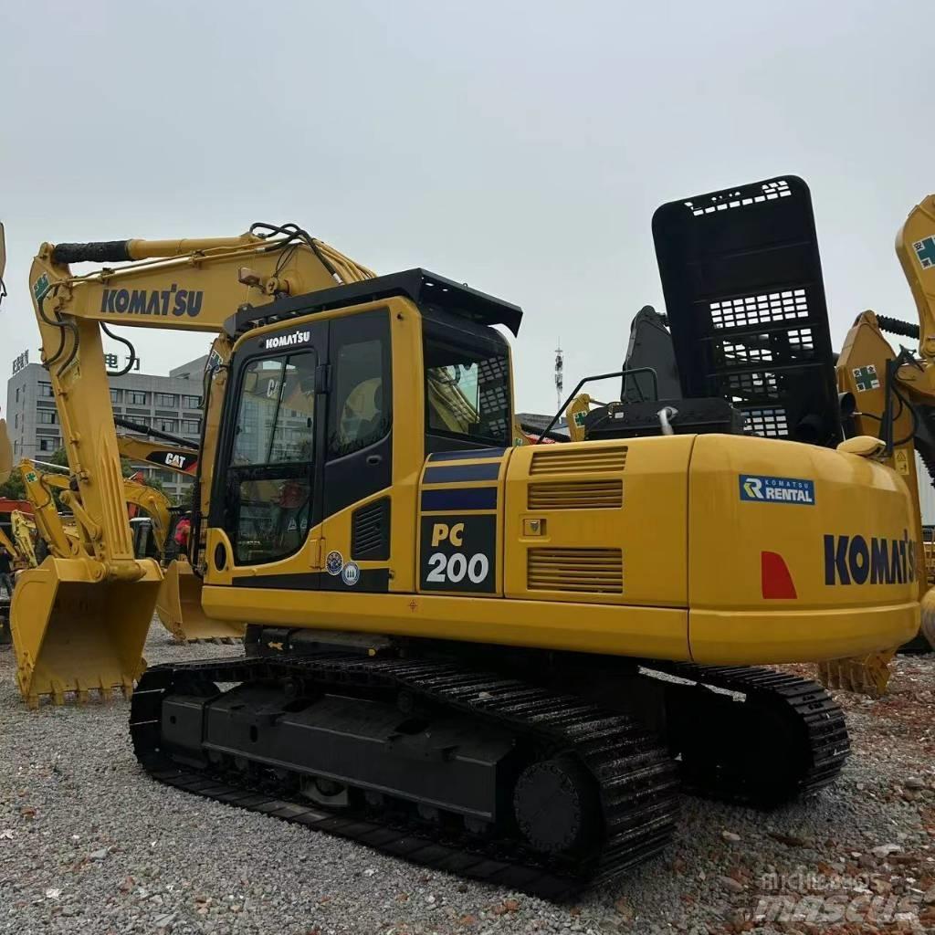 Komatsu 200-8 Beltegraver