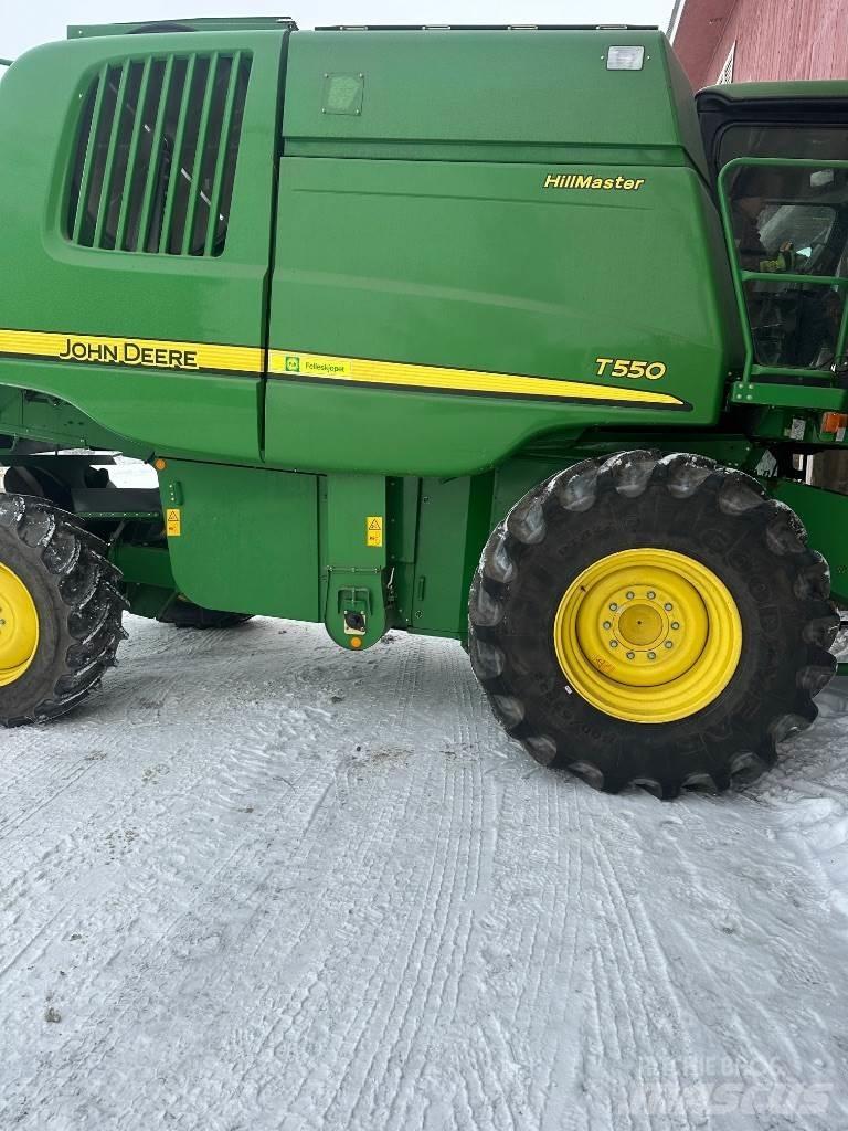 John Deere T550 Skurtreskere